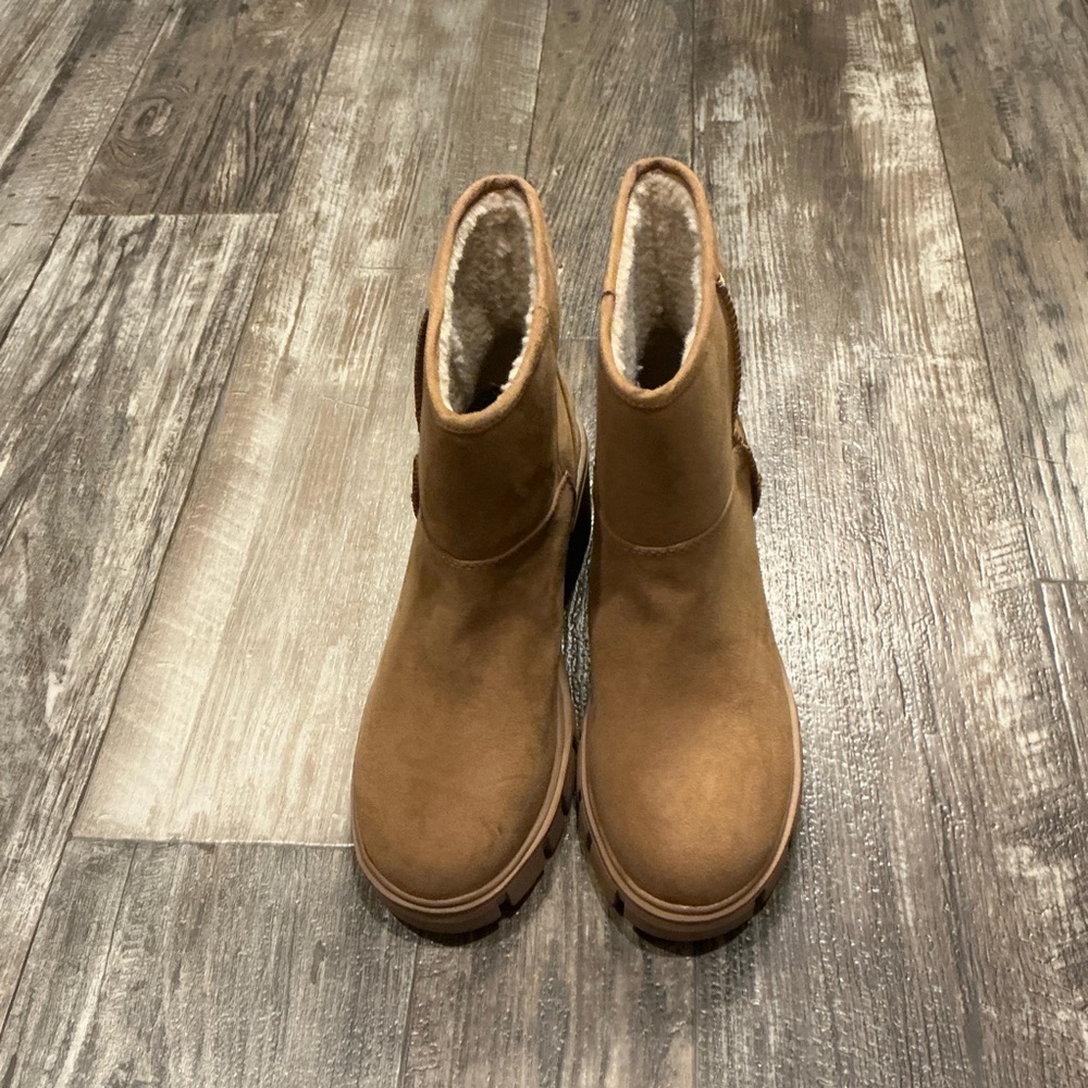 Sun + Stone Brown Winter Boots Size 8